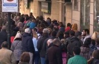 Lleno absoluto para escuchar a Fernando Aramburu en la Filmoteca