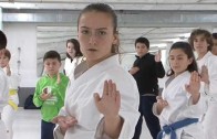Las karatecas Lucía López y Paula González vuelven del Campeonato de Europa de kárate