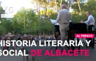 AL FRESCO | El psicólogo Lorenzo Hernández impartió una charla sobre la prevención del suicidio