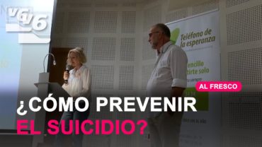 AL FRESCO | El psicólogo Lorenzo Hernández impartió una charla sobre la prevención del suicidio