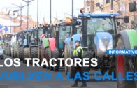 Unos 170 tractores llevan las protestas del campo a las instituciones